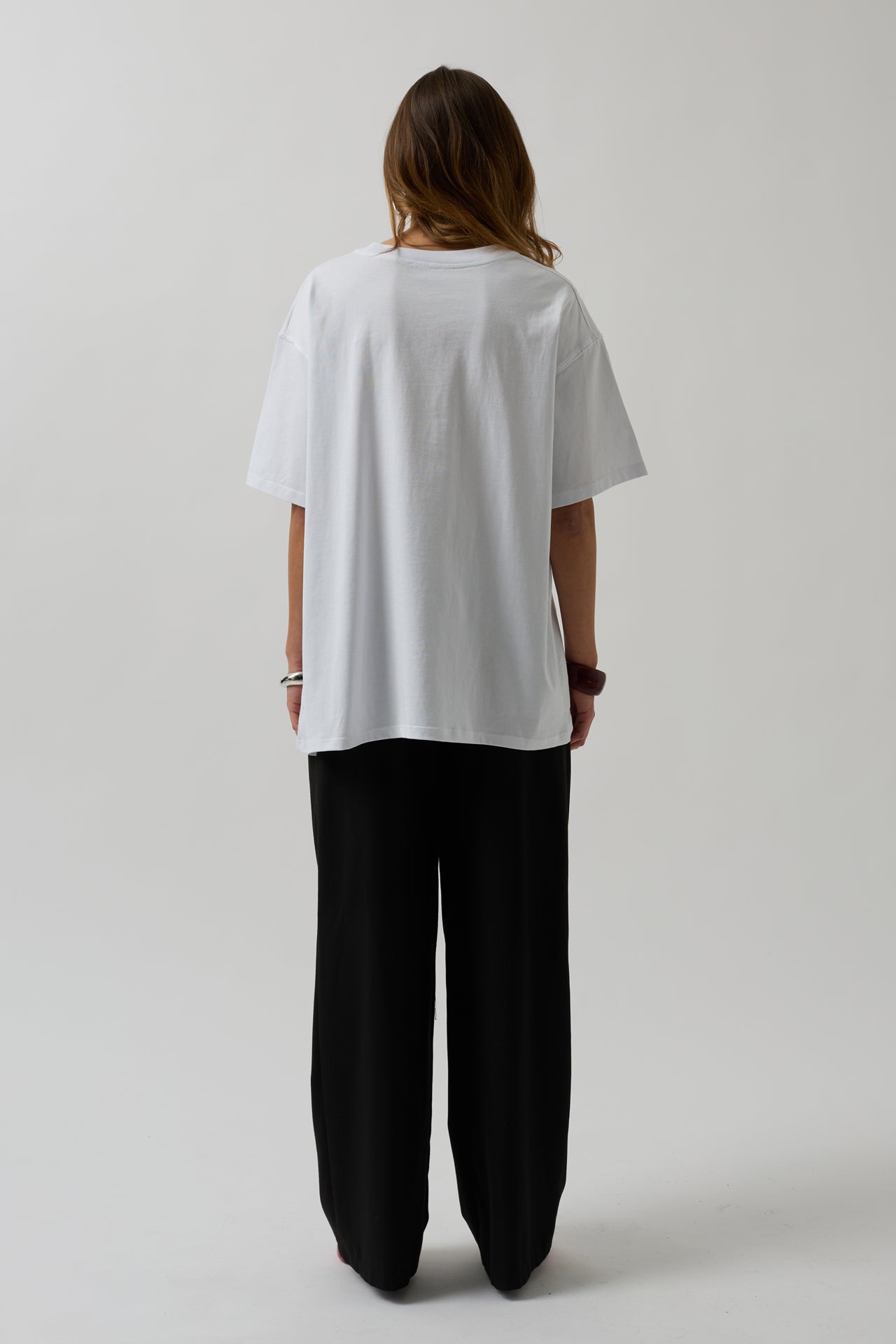 Oversized T-krekls ar - SIRI prints balts